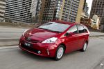 Toyota Prius V 2011 года